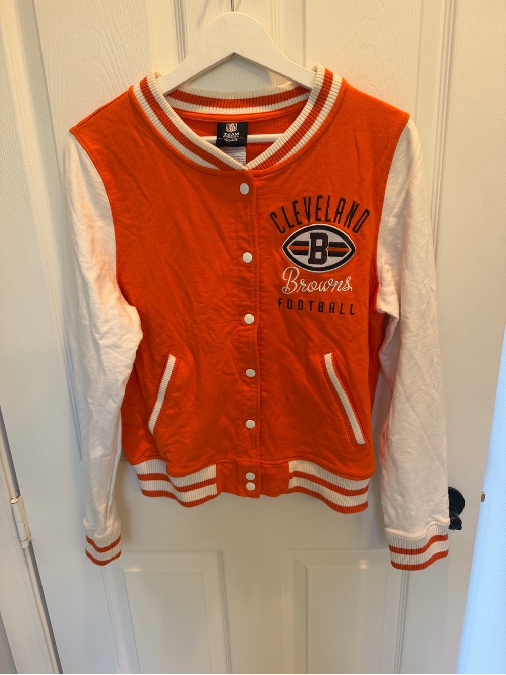 New Era Cleveland Browns Women's Orange
Throwback Varsity Jacket medium